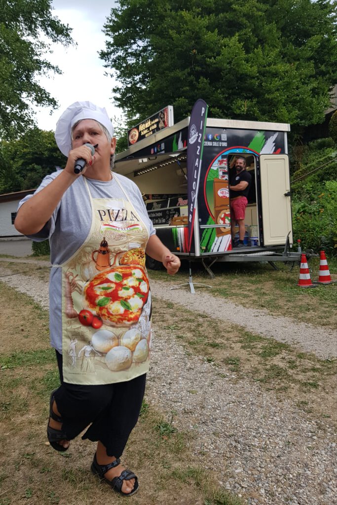 Olala…willst du eine Pizza'?